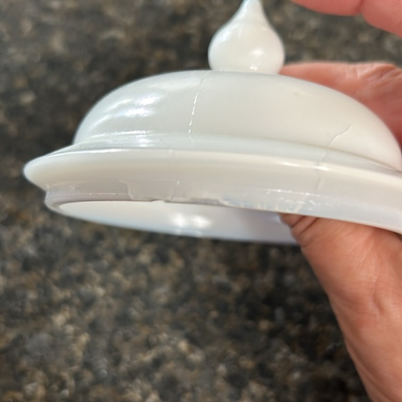 Milk Glass Ginger Jar - Picture 4 of 9